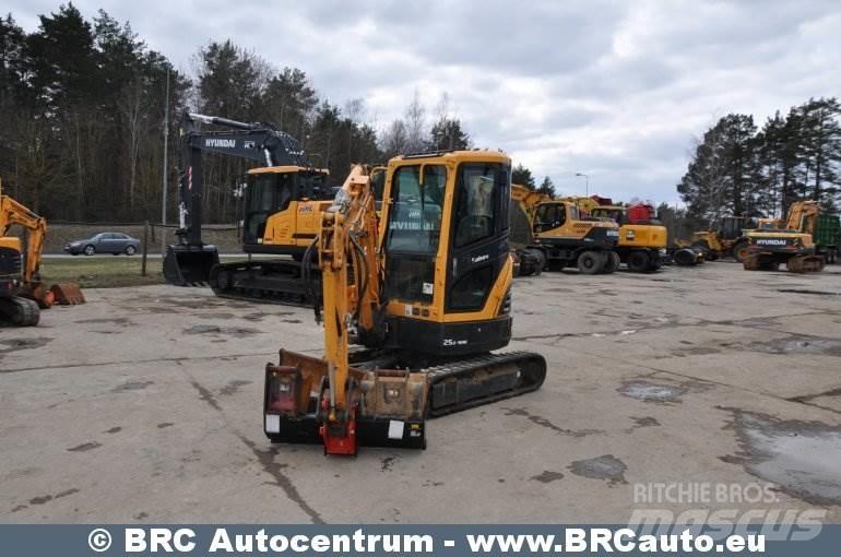 Hyundai R25Z-9AK Minigravemaskiner