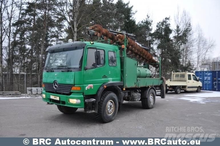 Mercedes-Benz Atego Lastbil med kran