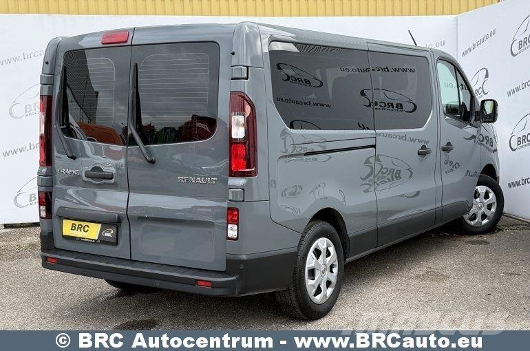 Renault Trafic Minibusser