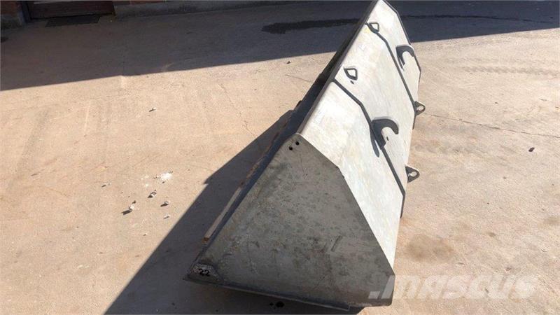 Fliegl  Frontlæssere og gravere