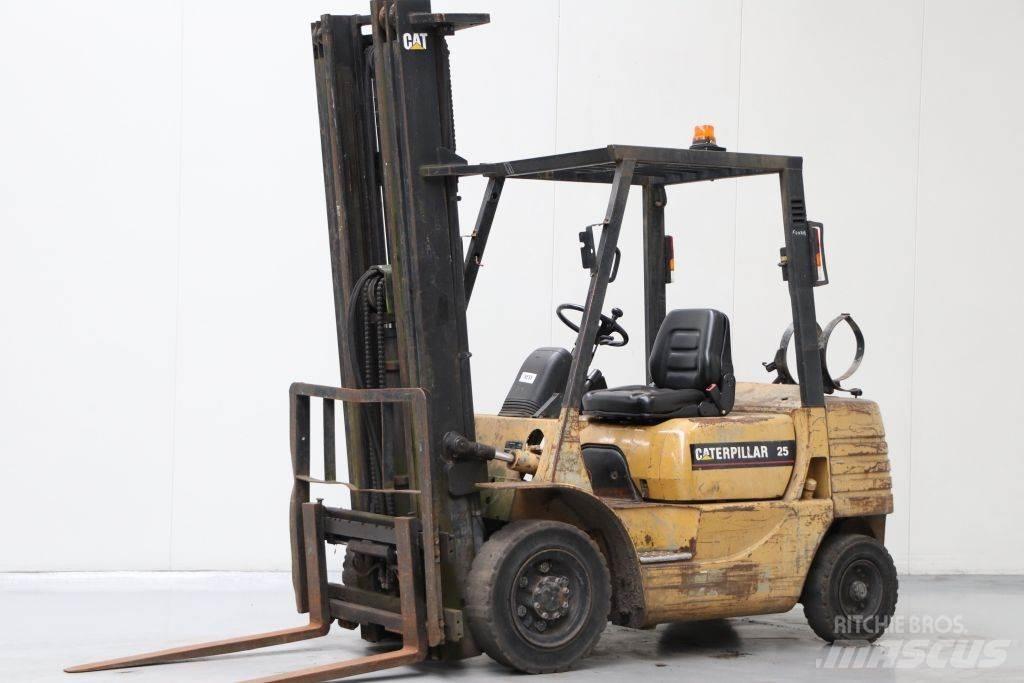 CAT GP25 LPG gaffeltrucks