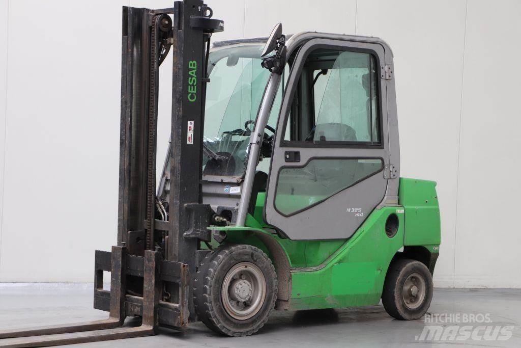 Cesab M325D Diesel gaffeltrucks