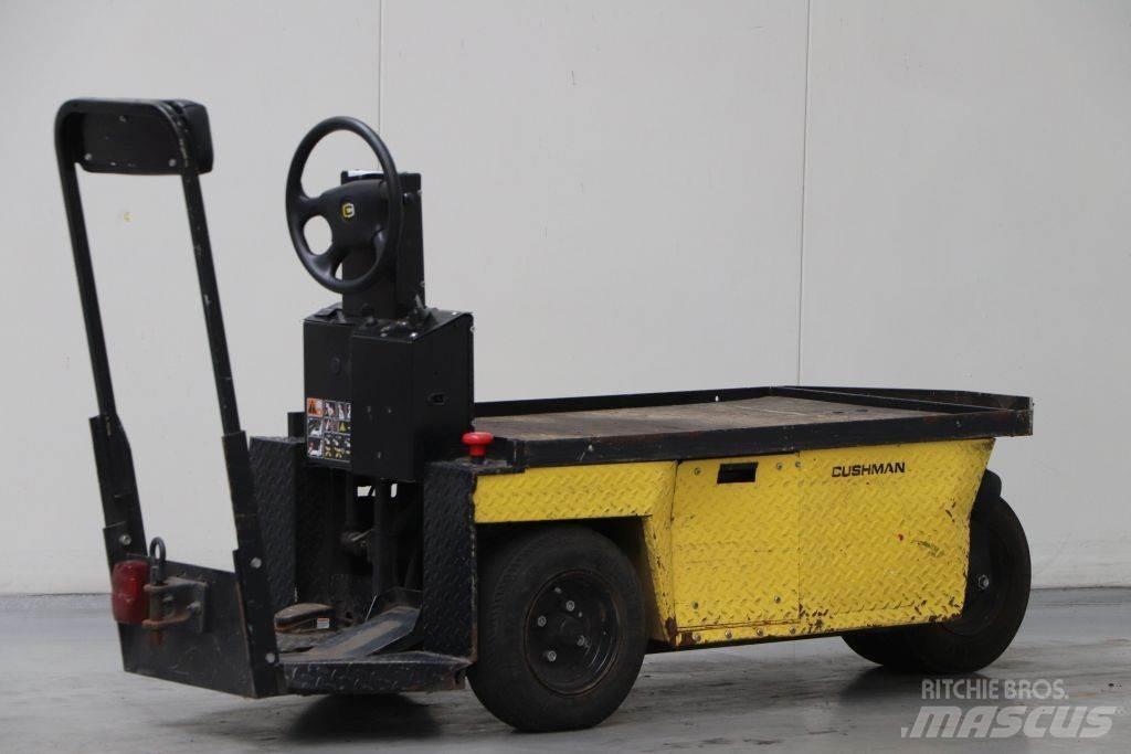 Cushman  Bugsertruck