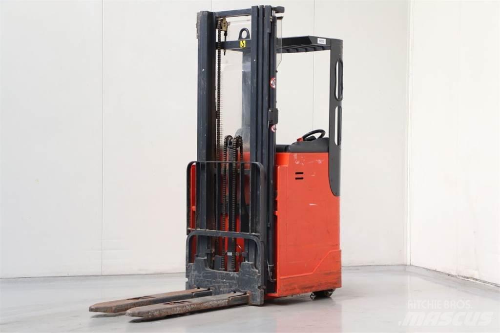 Linde L16R Selvkørende stablere