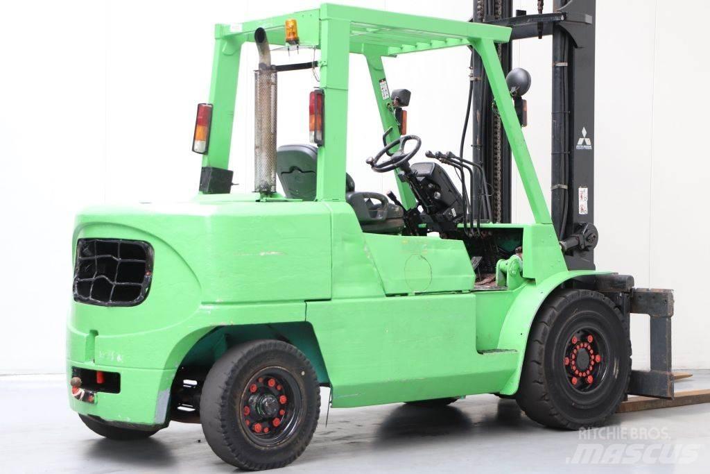 Mitsubishi FD50K Diesel gaffeltrucks