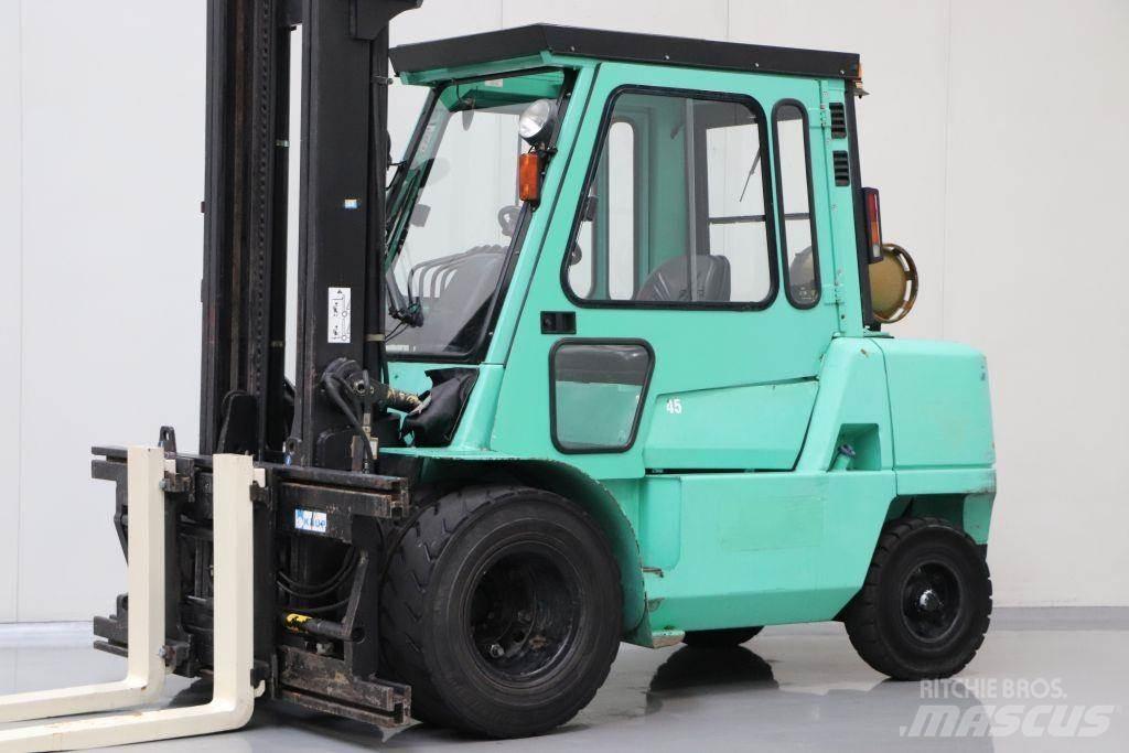 Mitsubishi FG45K LPG gaffeltrucks