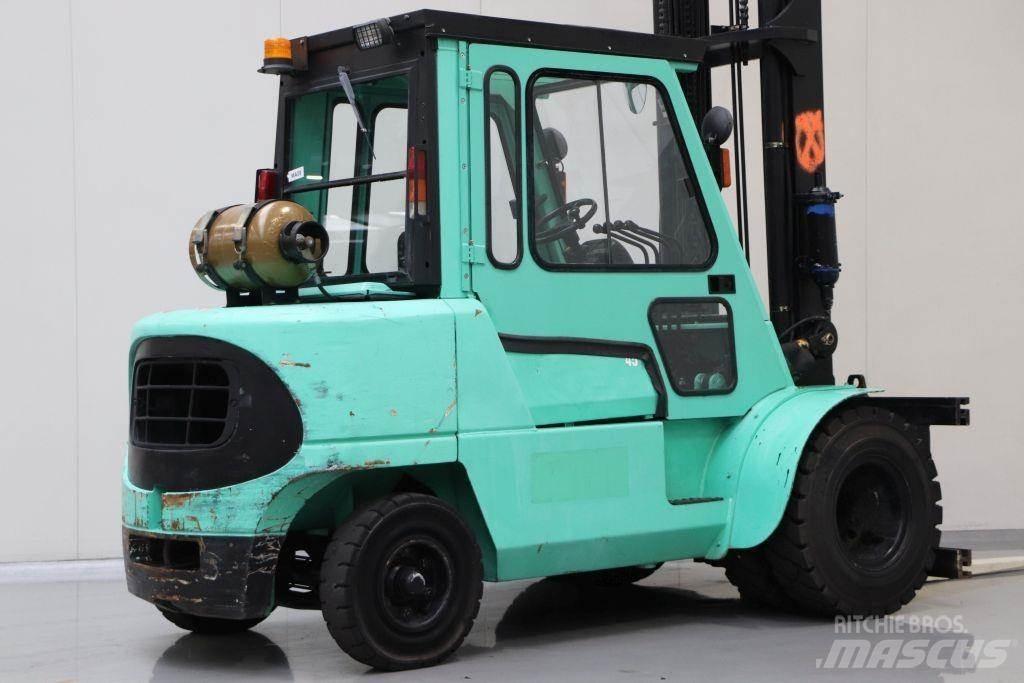 Mitsubishi FG45K LPG gaffeltrucks
