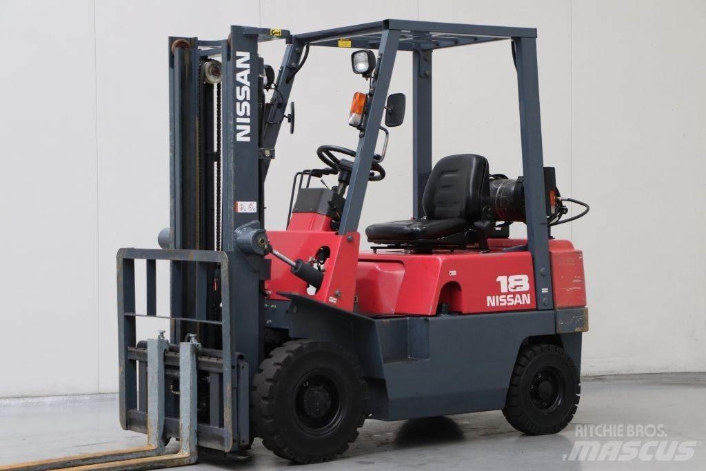Nissan J01A18 LPG gaffeltrucks