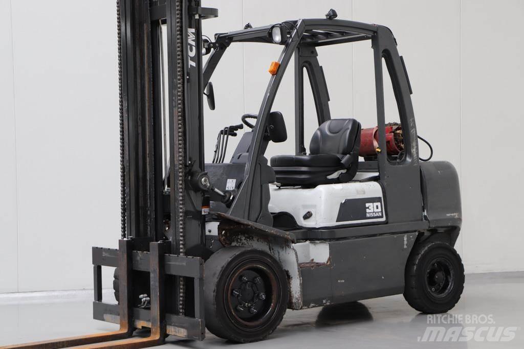 Nissan UG1D2A30LQ LPG gaffeltrucks