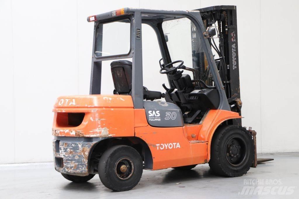 Toyota 62-7FDF30 Diesel gaffeltrucks