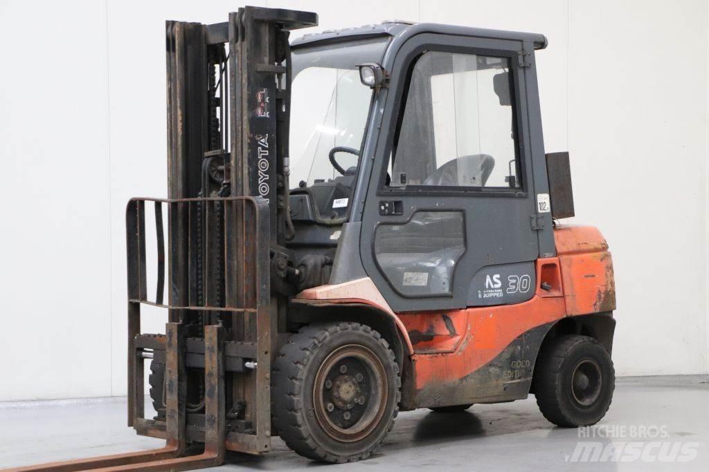 Toyota 62-7FDF30 Diesel gaffeltrucks