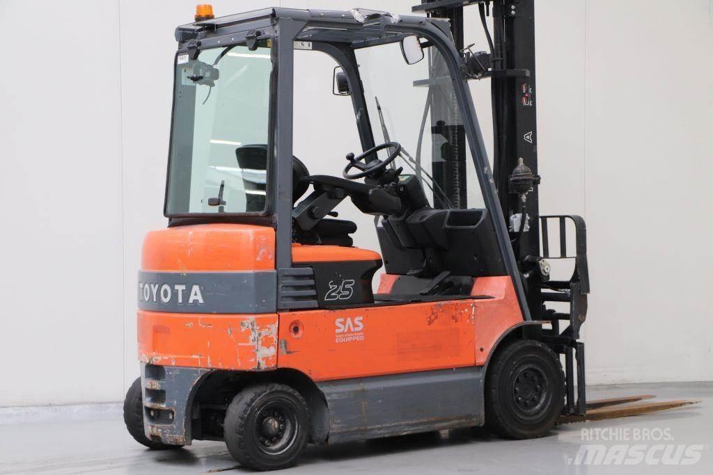 Toyota 7FBMF25 El gaffeltrucks