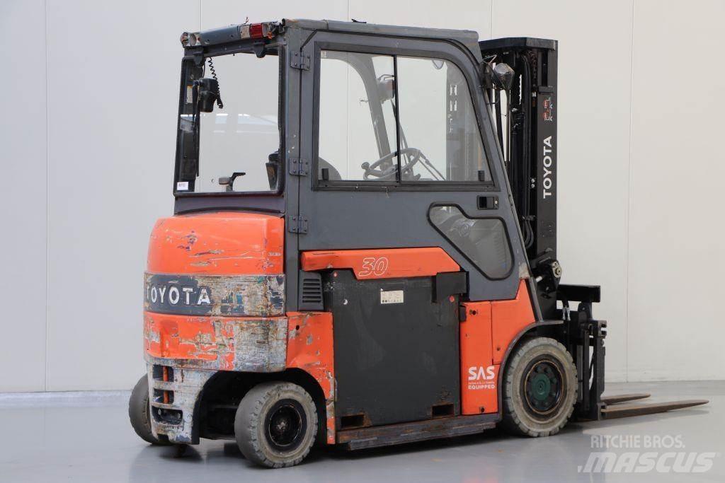 Toyota 7FBMF30 El gaffeltrucks