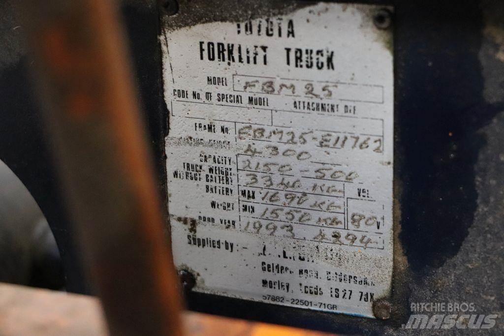 Toyota FBM25 El gaffeltrucks