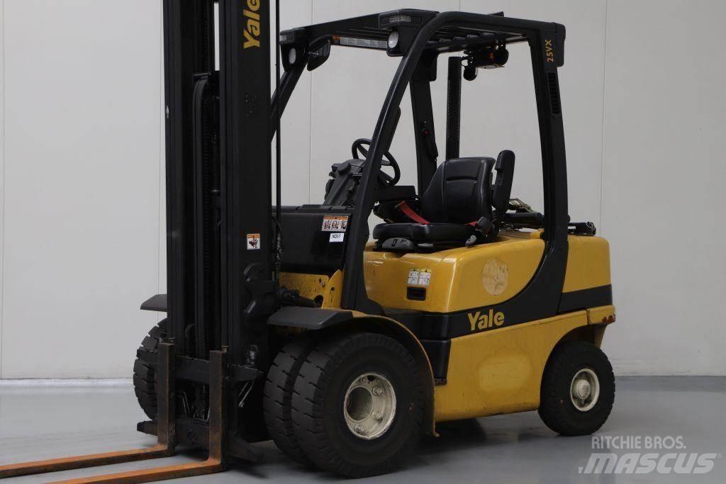 Yale GLP25VX LPG gaffeltrucks