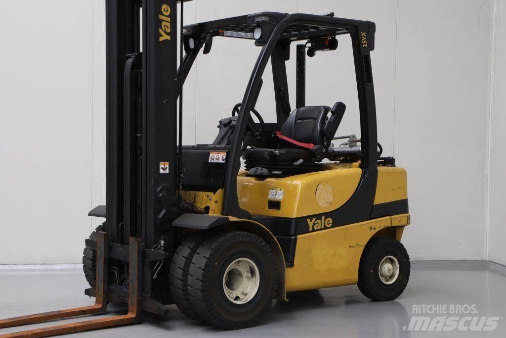 Yale GLP25VX LPG gaffeltrucks