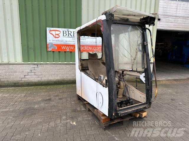 CAT 325 LN Kabiner og interiør