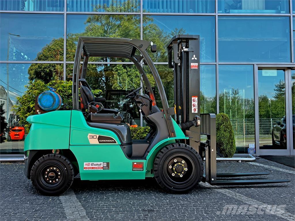 Mitsubishi FG30N LPG gaffeltrucks