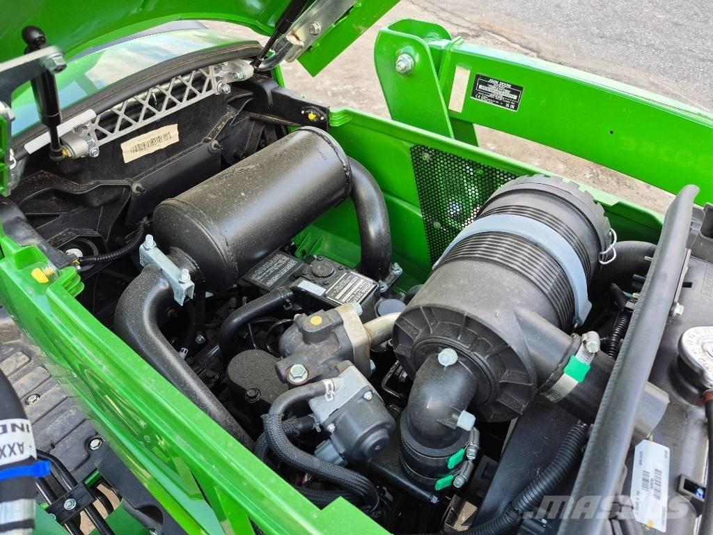John Deere 3025E Traktorer