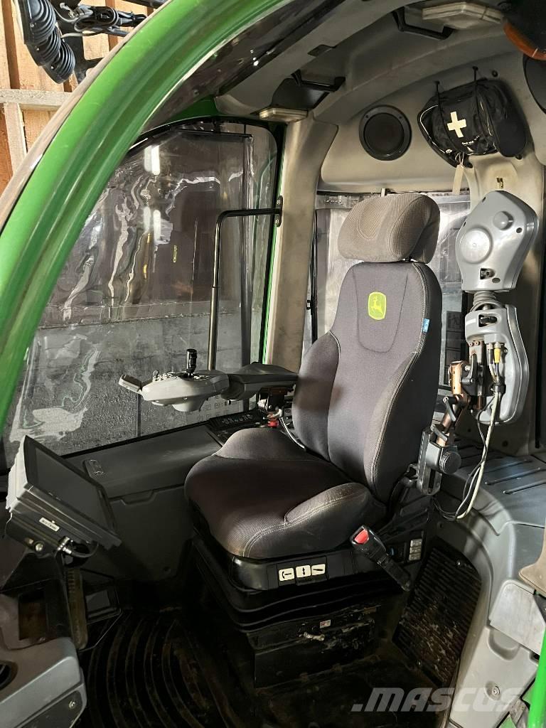 John Deere 1210E Udkørselsmaskiner