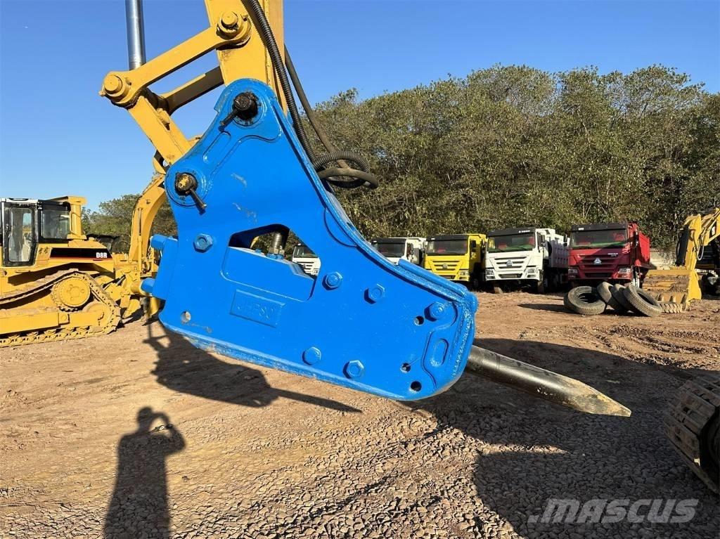 CAT 320 D L Gravemaskiner på larvebånd