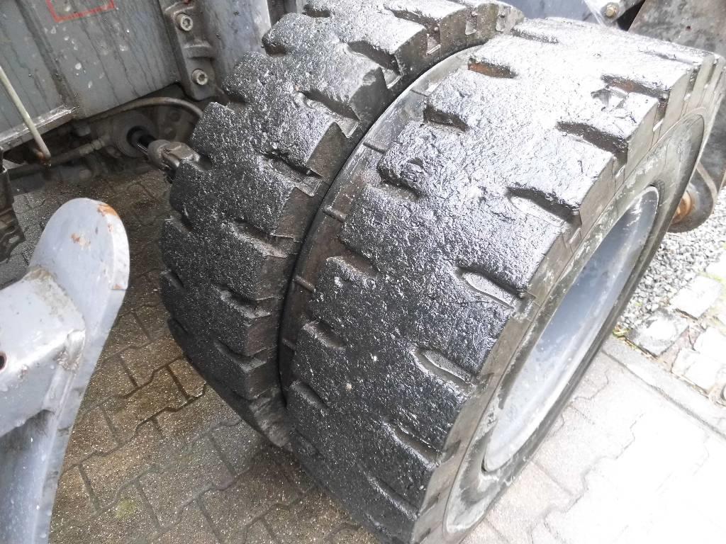 Atlas 230 MH Materialehåndteringsmaskiner