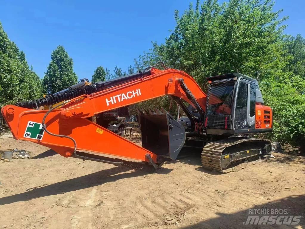 Hitachi ZX200 Gravemaskiner på larvebånd