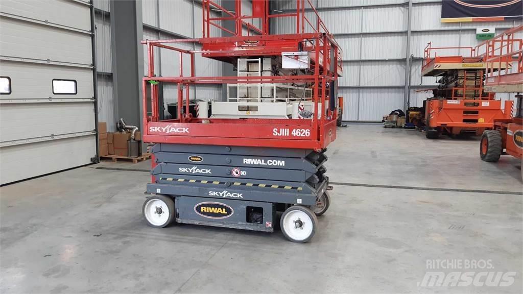 SkyJack SJIII4626 Saxlifte