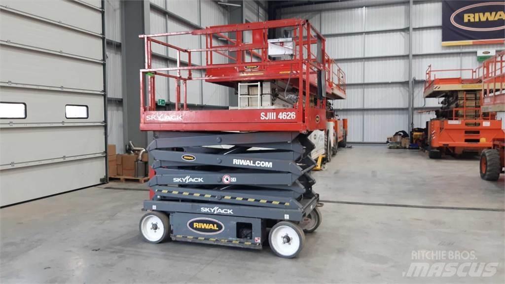 SkyJack SJIII4626 Saxlifte