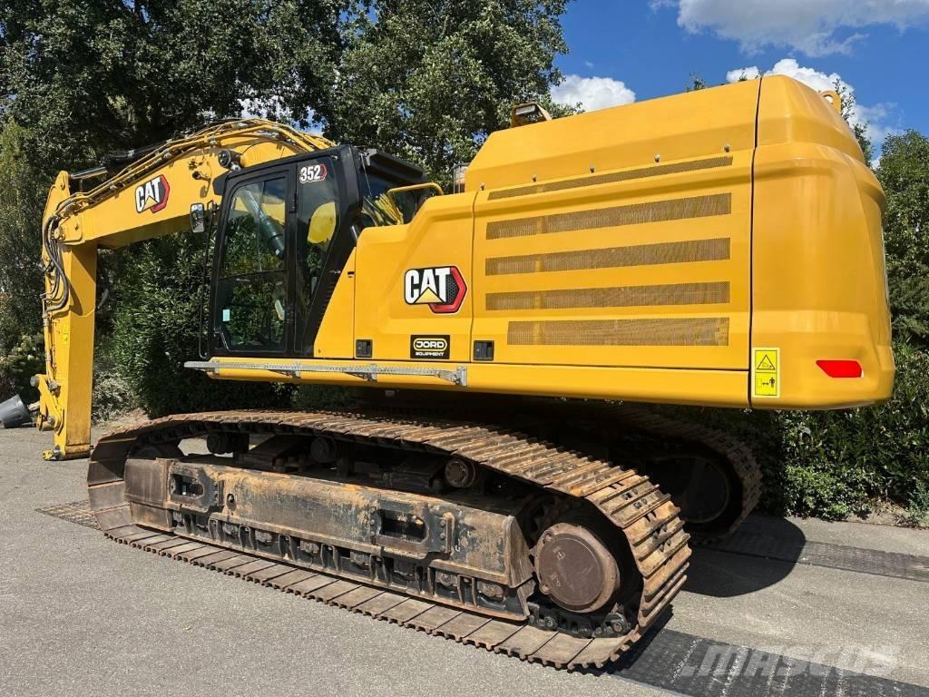 CAT 352 Gravemaskiner på larvebånd
