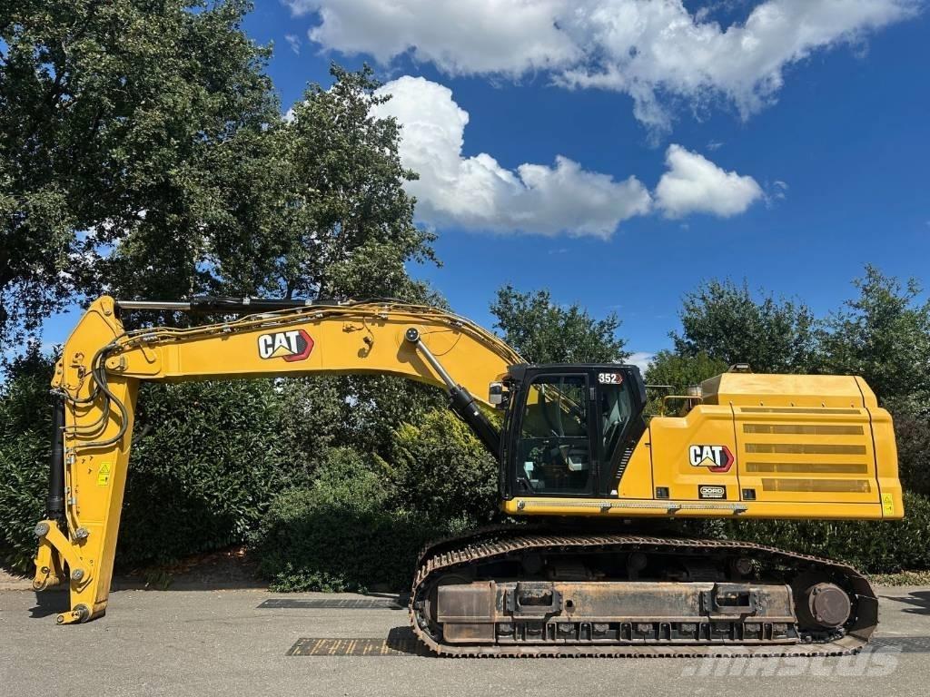 CAT 352 Gravemaskiner på larvebånd