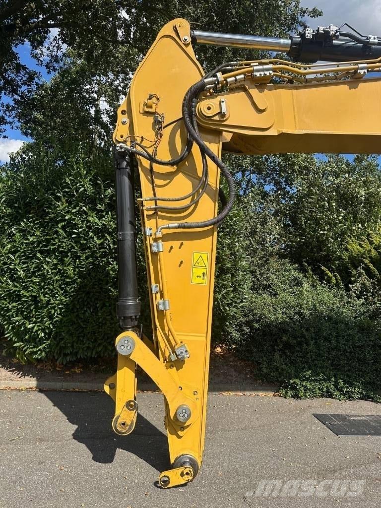 CAT 352 Gravemaskiner på larvebånd