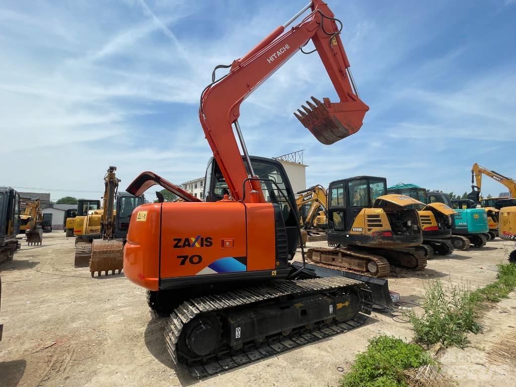 Hitachi ZX 70 Midi-gravemaskiner 7t - 12t
