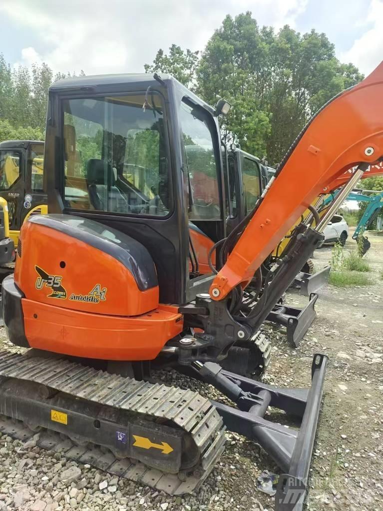 Kubota U 35 Minigravemaskiner