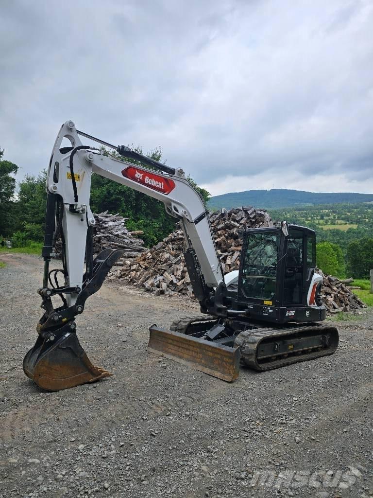 Bobcat E 88 R2 Gravemaskiner på larvebånd
