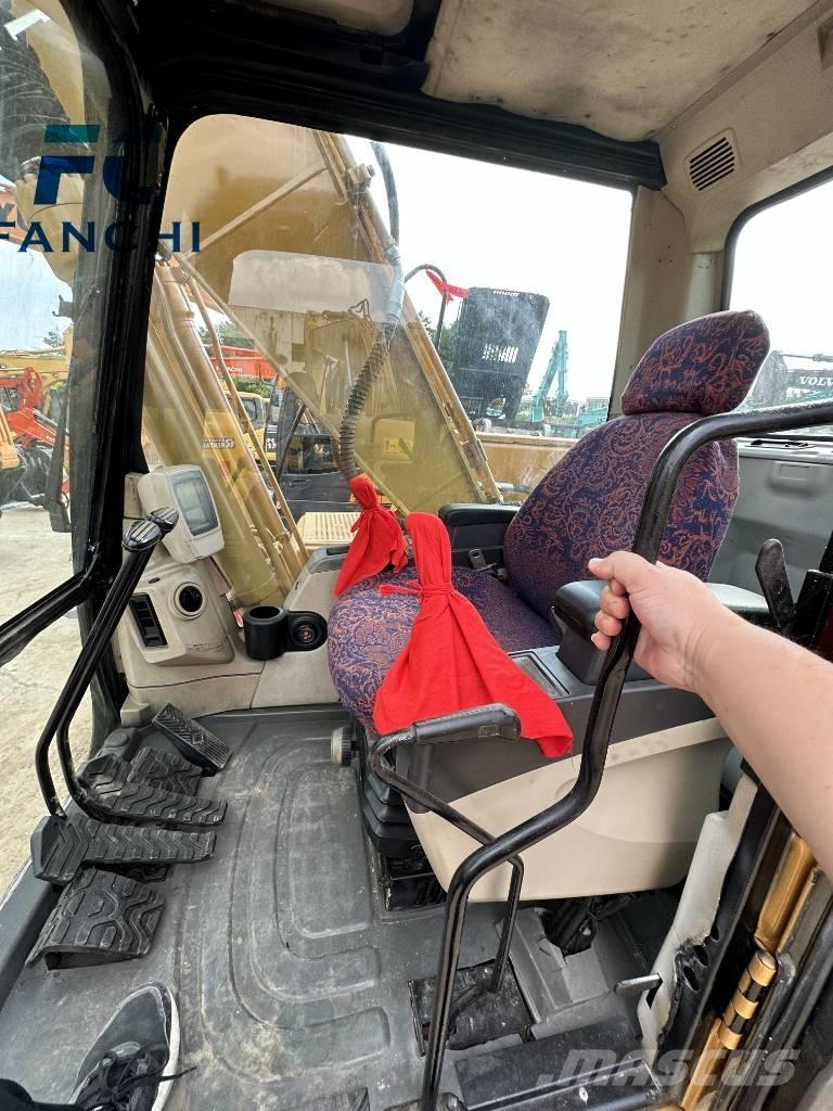 CAT 320 C L Gravemaskiner på larvebånd