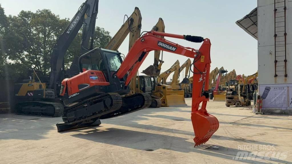 Doosan DX 60-9 C Gravemaskiner på larvebånd
