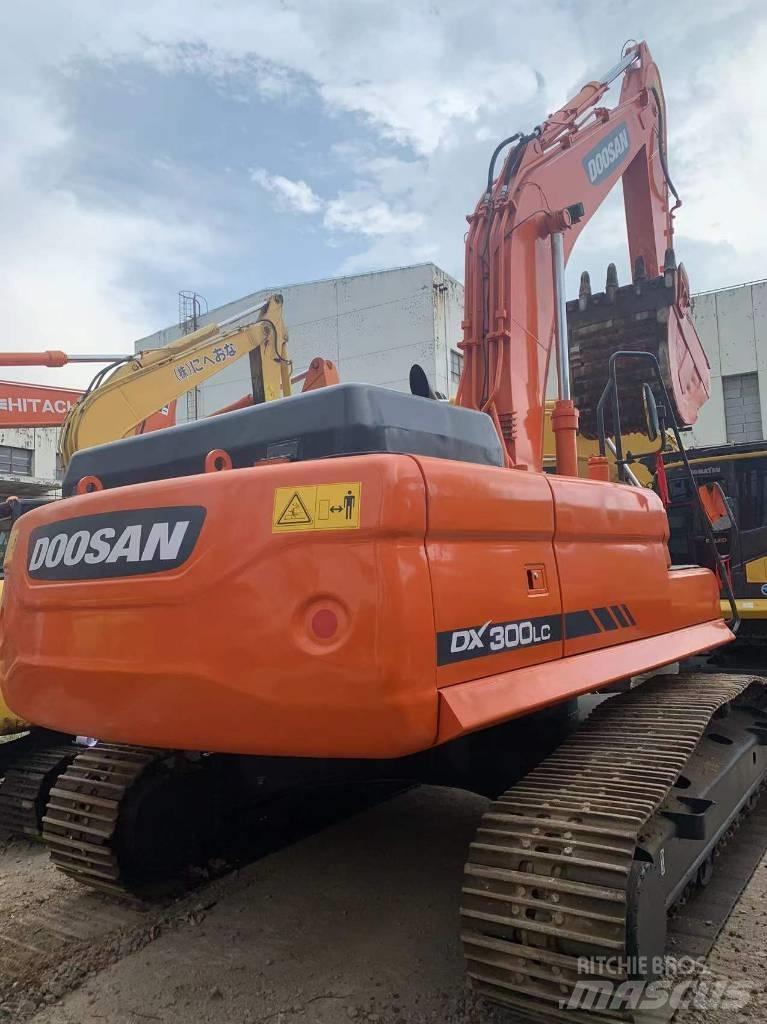Doosan dx300 Gravemaskiner på larvebånd
