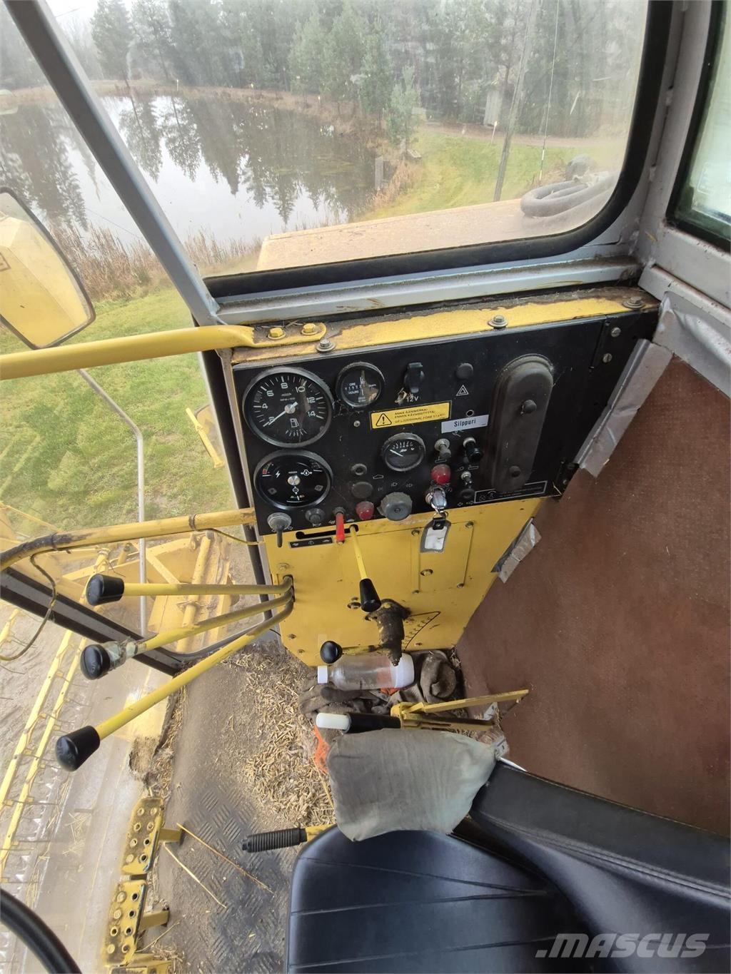 New Holland 8030 Mejetærskere