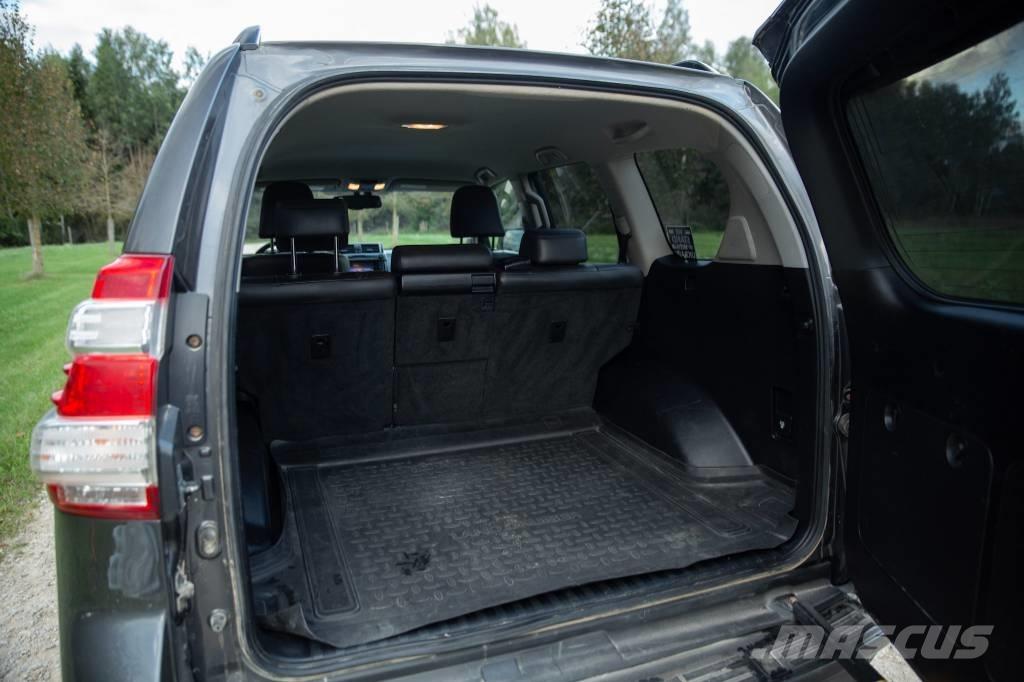 Toyota Landcruiser Biler