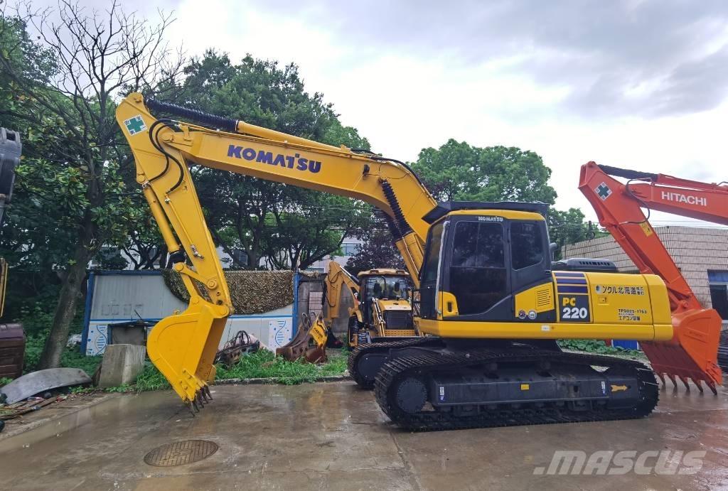 Komatsu PC 220-7 Gravemaskiner på larvebånd