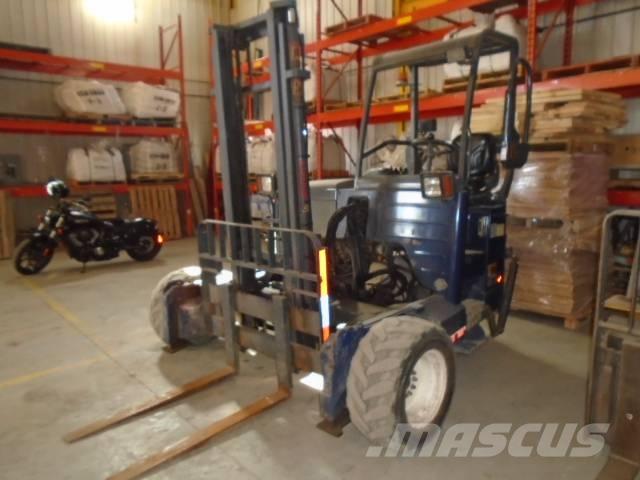 Moffett M45 Terrængående gaffeltruck