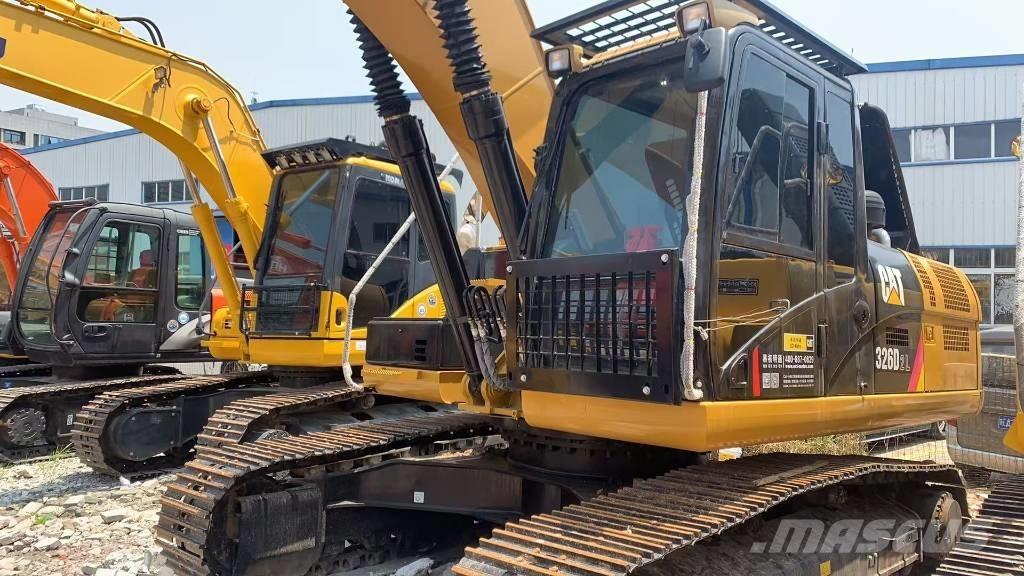 CAT 326D Gravemaskiner på larvebånd