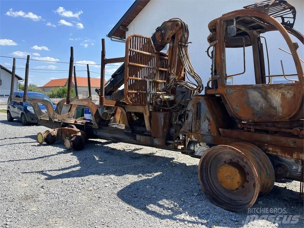 John Deere 1110E Udkørselsmaskiner