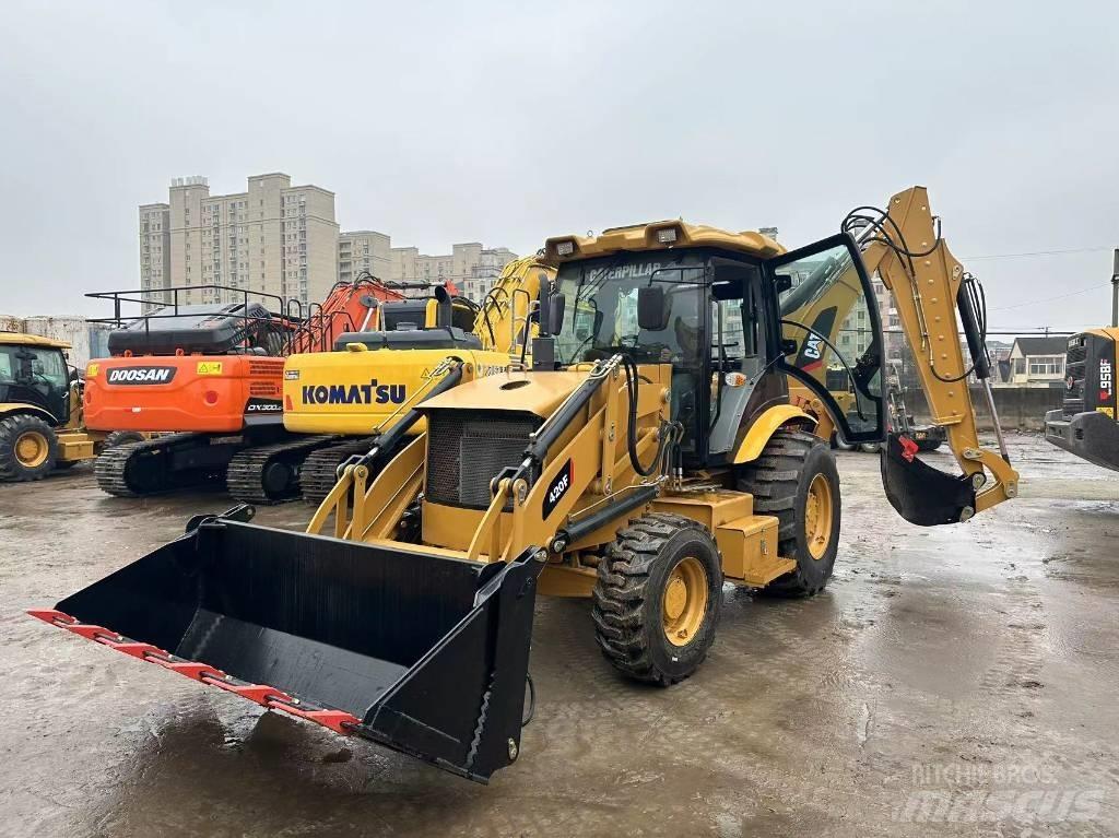 CAT 420 F Rendegravere
