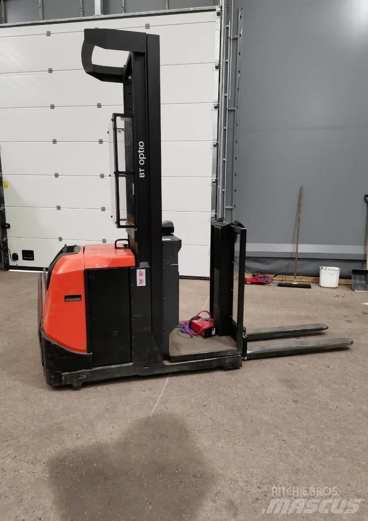 Toyota OME 100 N Plukketruck, medium