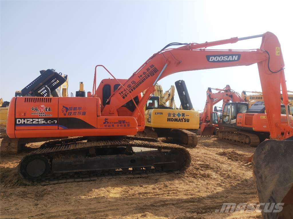 Doosan DH225LC-7 Gravemaskiner på larvebånd