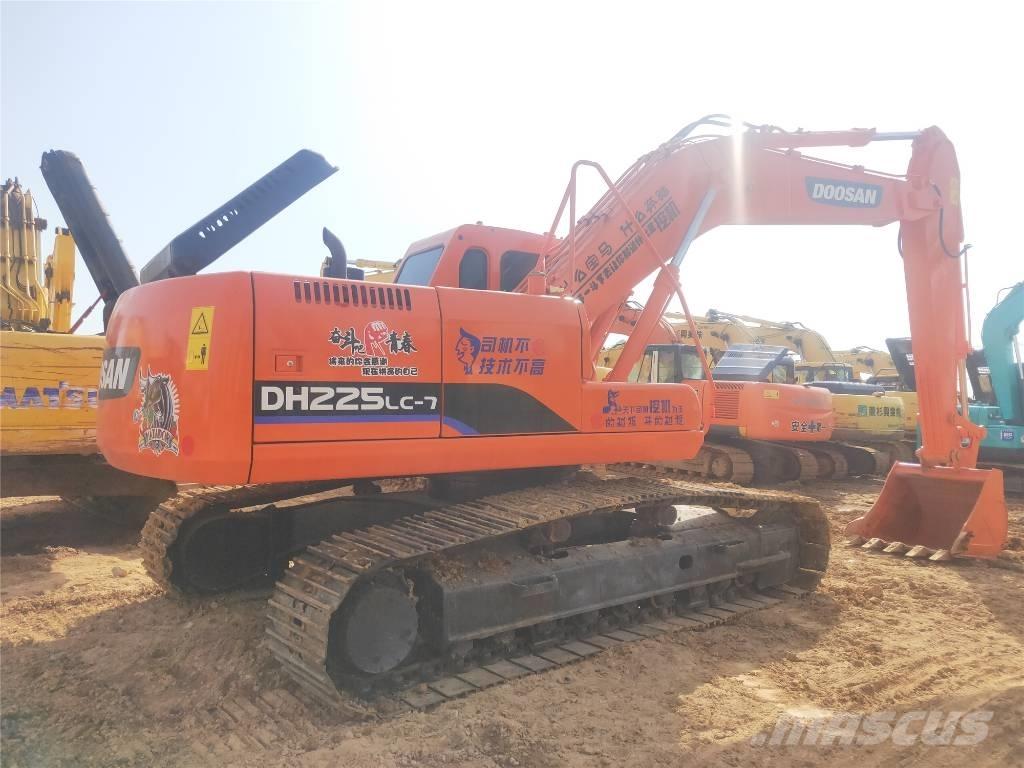 Doosan DH225LC-7 Gravemaskiner på larvebånd