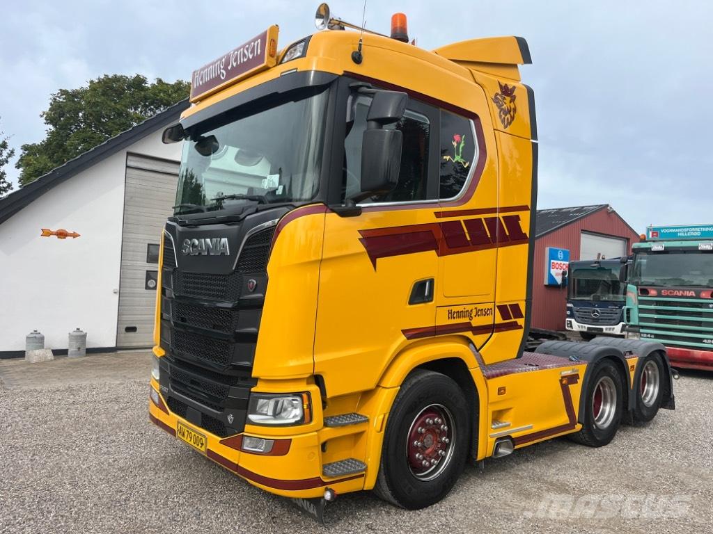 Scania S 580 V8 Trækkere