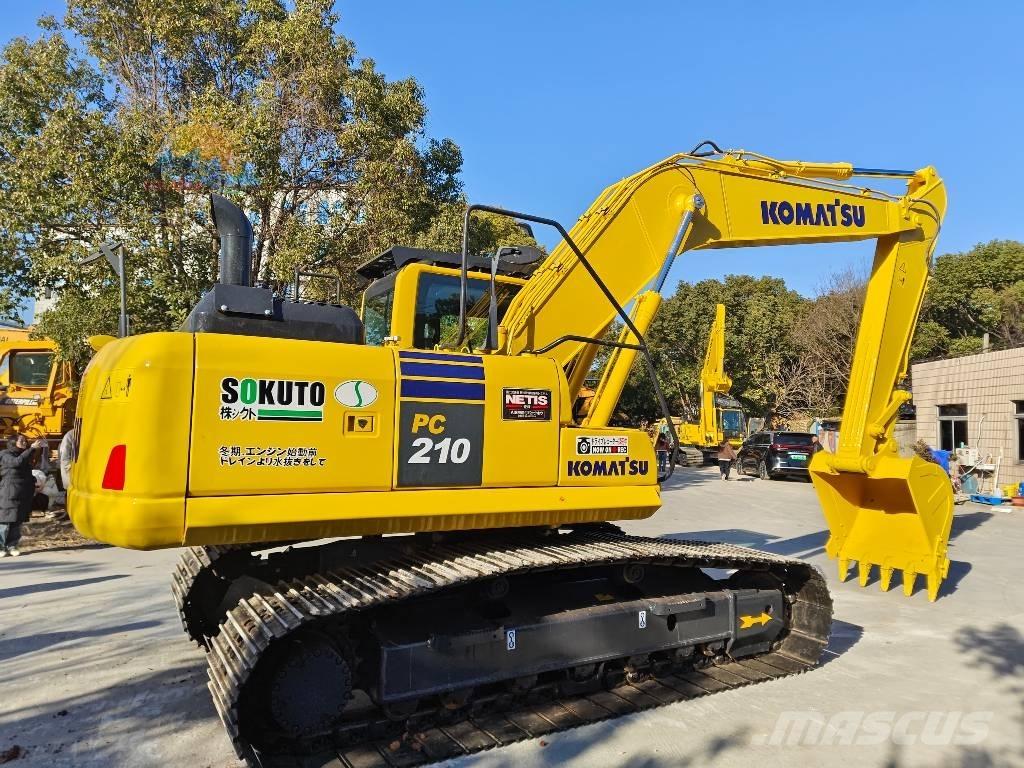 Komatsu PC 210-8 Gravemaskiner på larvebånd